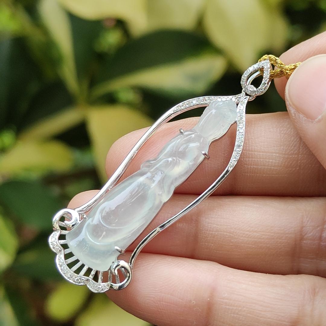 SG New Arrival - Crafted as Faceless Guanyin on Icy Translucent Natural Type A Jadeite Jade as pendant set with 18k gold, certificate weighs 4.77 grams, measurement 51.2 * 16 * 6 mm (18kp72) Yi Pin Qian Jadeites Jade Jewelry ~Your Precious Quintessential ~ Singapore