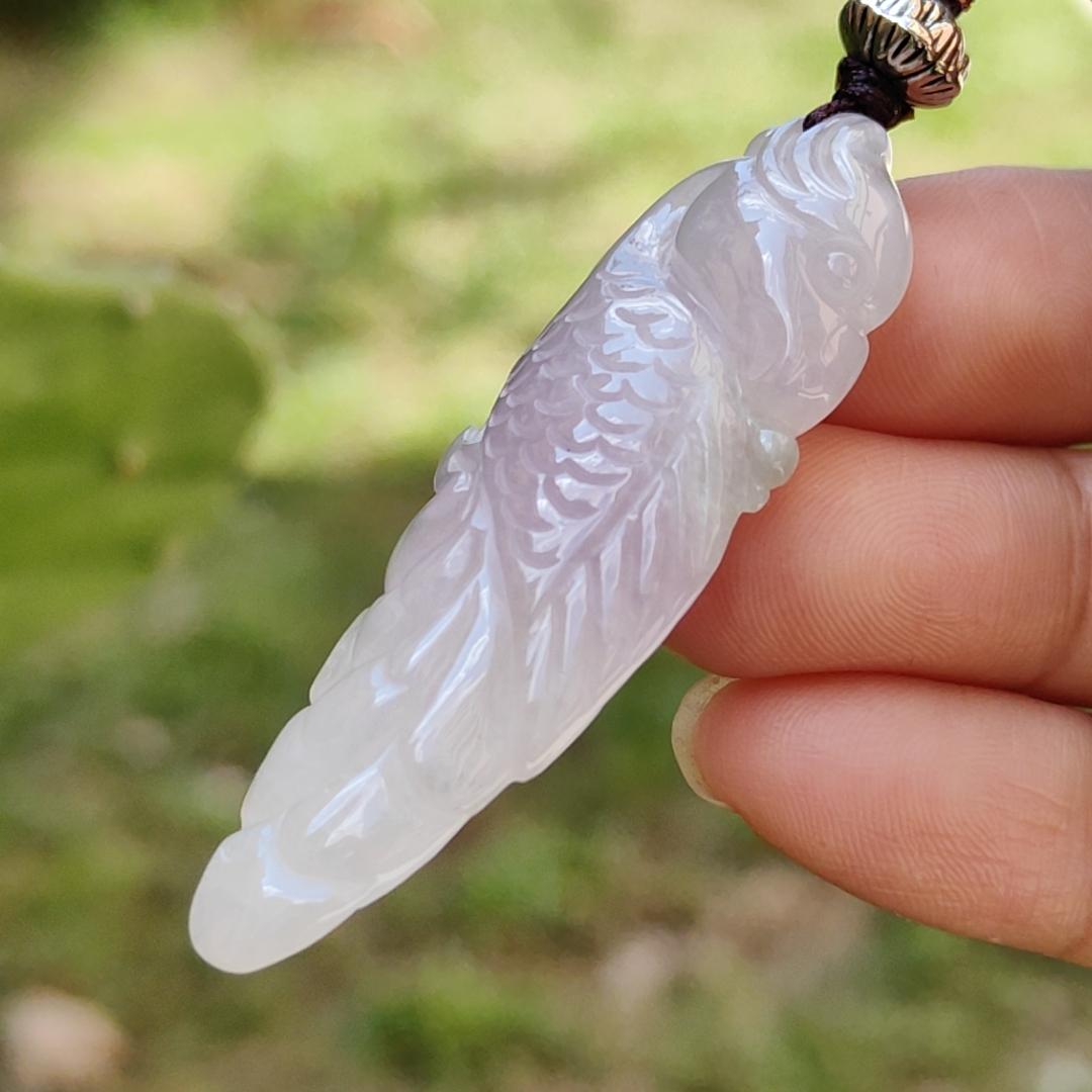 Rare Pinkish Light Lavender Hue Natural Type A Jadeite Pendant Necklace crafted as Parrot symbols of Wise and brave, heroic with certificate weigh 11.33 grams, 51.3 * 17.8 * 8.6 mm, mid-year offer and suitable for daily wear or collections (pendant28) Yi Pin Qian