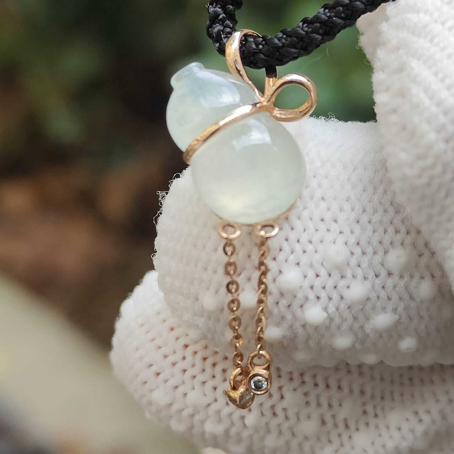 Natural Type A Jadeite & 18K Gold Pendant - Certified Ice Jade Gourd (Sku: 18kp119) Yi Pin Qian Jadeites Jade Jewelry ~Your Precious Quintessential ~ Singapore