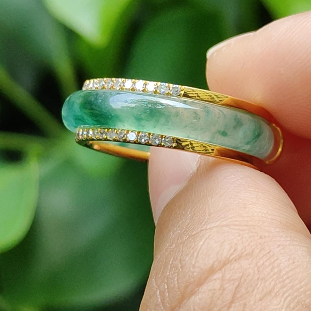 Icy Translucent Green Floating Patches Natural Type A Jadeite Jade crafted as Ring designed with removable 18k Gold, certificate weighs 4.65 grams, measurement 6.3 * 2.9 mm, finger size 17.1 mm (18kring29) Yi Pin Qian