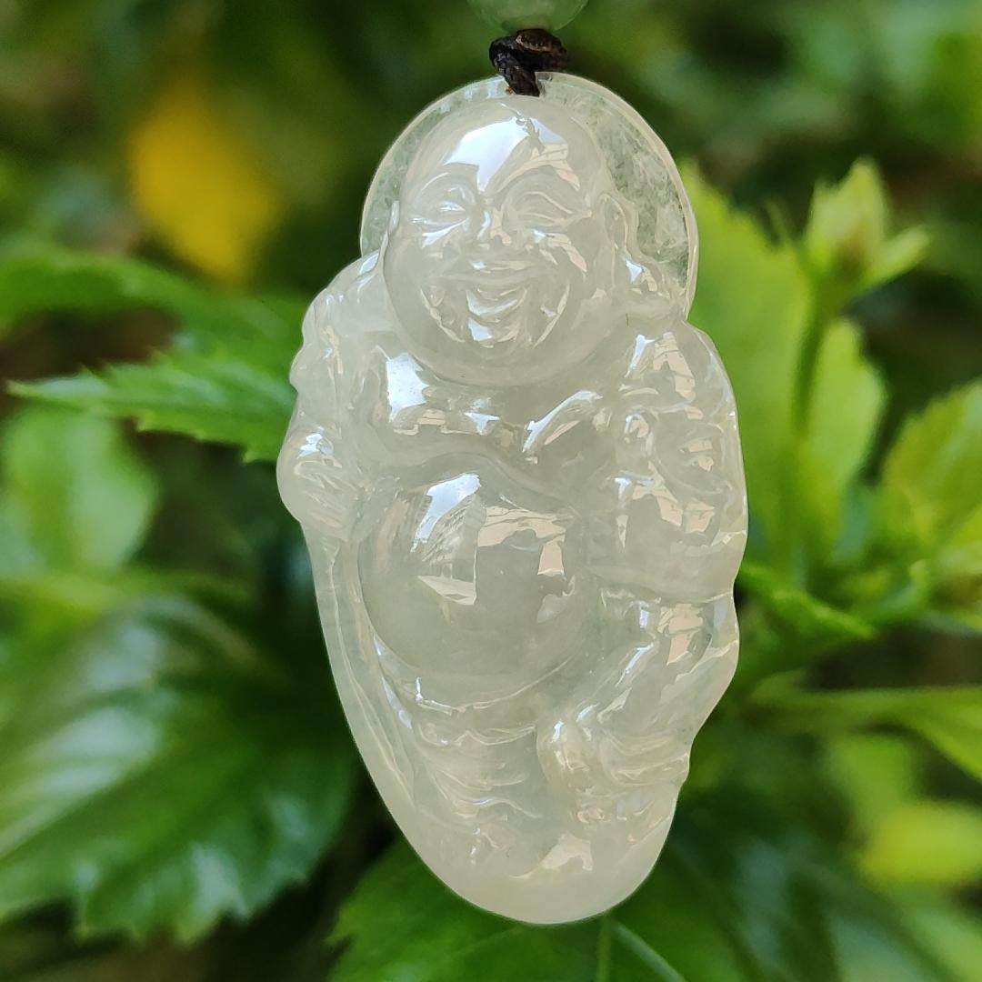 Semi Icy Milo Buddha Natural Type A Jadeite Pendant with certificate weighs 13.87 grams, 44.2 * 26.5 * 8.1 mm, milo represent The strength that can tolerate the things of the world represents the mind that can solve a thousand sorrows (pendant85) Yi Pin Qian