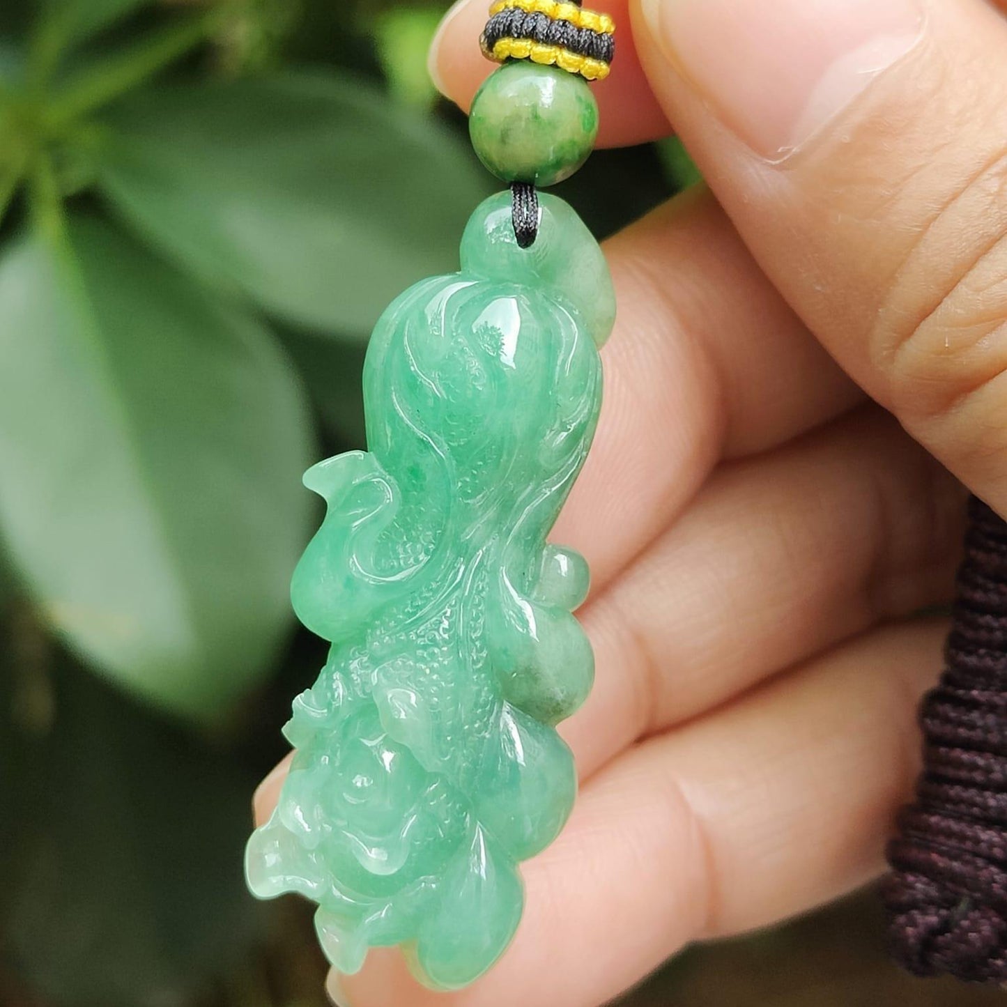 Light Green Chinese Cabbage Pendant - Natural Type A Jadeite Jade - Certificate weighs 9.35 grams, measurement 43.2 * 17 * 9.3 mm (pendant397) Yi Pin Qian Jadeites Jade Jewelry ~Your Precious Quintessential ~ Singapore