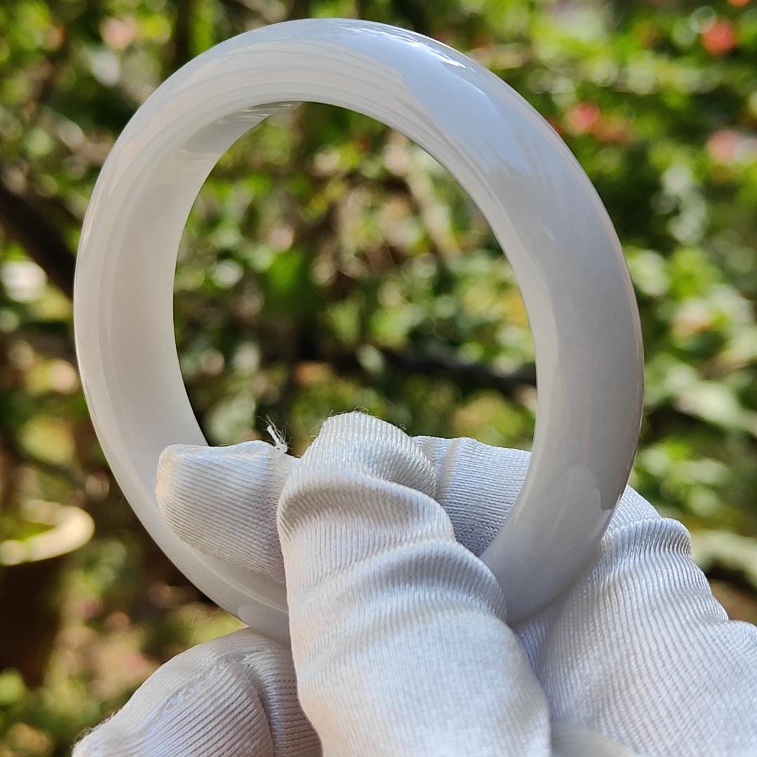The Moonlight Light Bangle - Light Lavender Natural Type A Jadeite Jade crafted as Peace bracelet Bangle, Certificate weigh 56.46 grams, Measurements: Width 13mm, Thickness 8.1mm, Inner Diameter 54.6mm (Bangle1) Yi Pin Qian