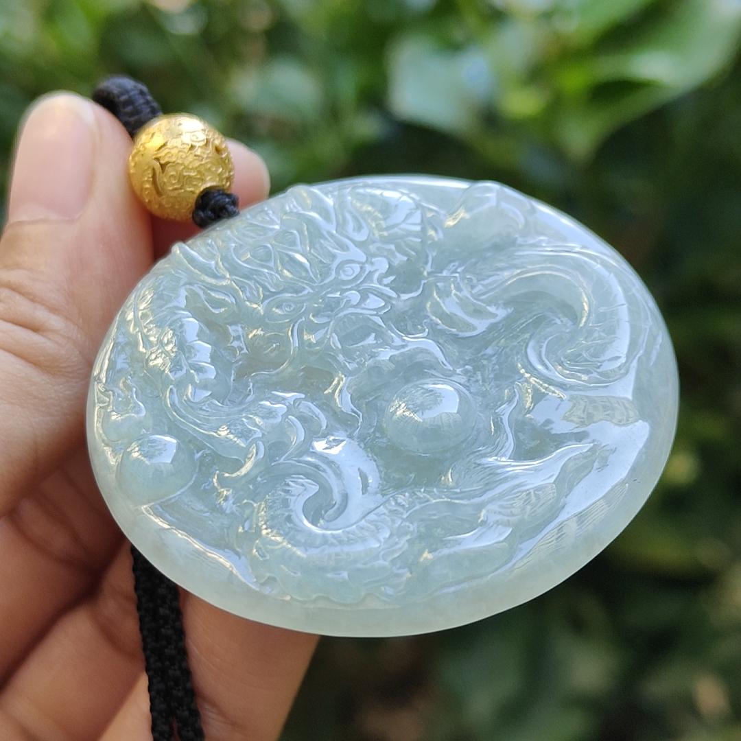 Round Shape Dragon Pendant Natural Type A Jadeite Jade added with one 18k Bead, certificate weighs 27.7 grams, measurement 50 * 50 * 6.1 mm (18kp90) Yi Pin Qian Jadeites Jade Jewelry ~Your Precious Quintessential ~ Singapore