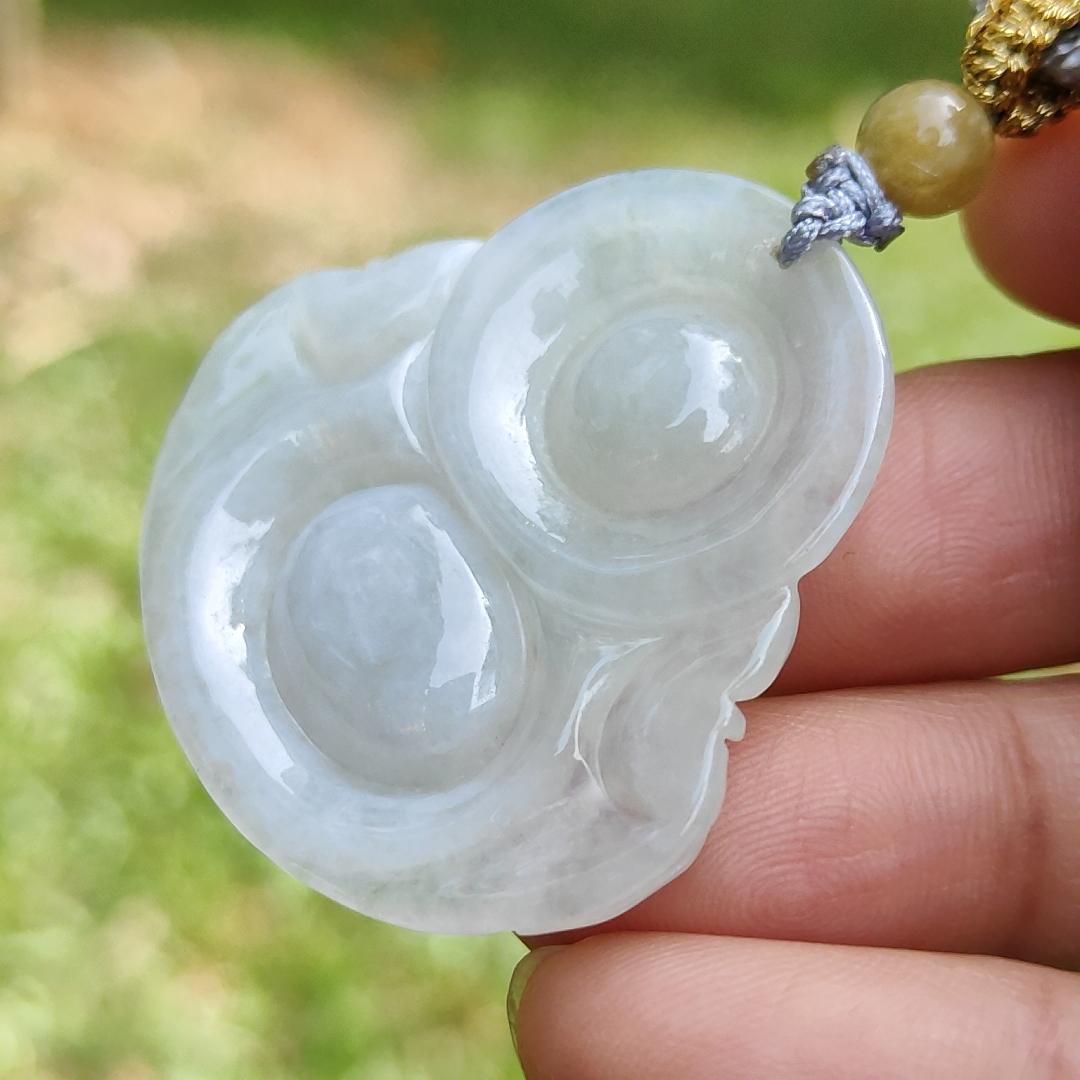 Quality Semi Translucent Natural Type A Jadeite Jade crafted as Milo Buddha as Pendant, certificate weighs 12.57 grams, measurement 37.5 * 38.9 * 6.3 mm (pendant275) Yi Pin Qian