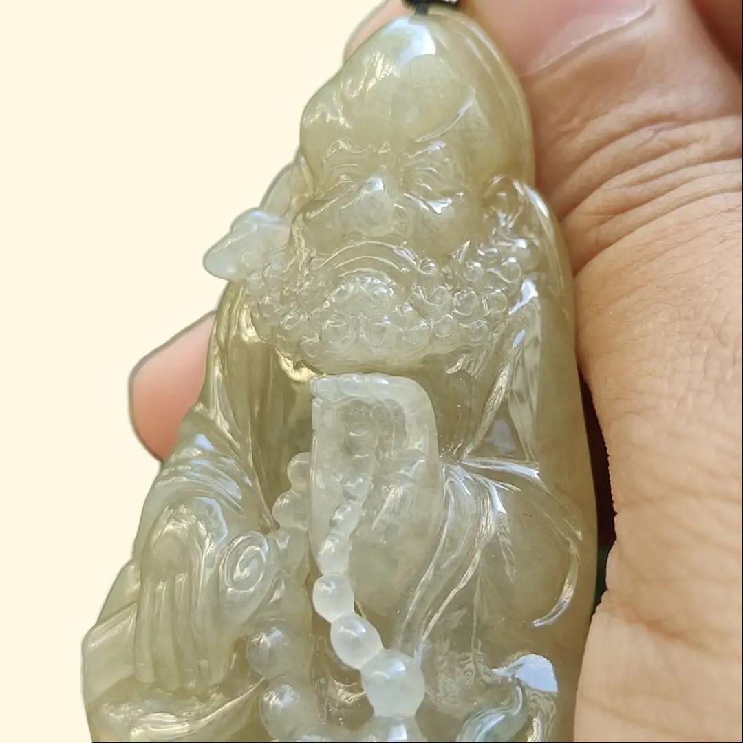 Collector doesn't want to Miss!!! - Super Rare High Premium Icy Yellow with Green patches Bodhidharma Pendant / Display Natural Type A Jadeite Jade certificate weighs 73.89 grams, measurement 61 * 43.6 * 18.5 (pendantdis386) Yi Pin Qian Jadeites Jade Jewelry ~Your Precious Quintessential ~ Singapore