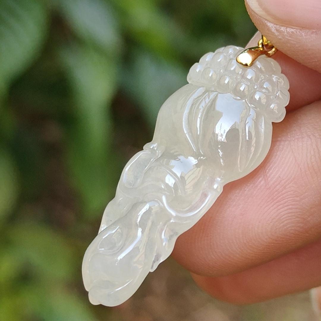 Yellow Icy Translucent Natural Type A Jadeite Jade crafted with shape of Ginseng as Pendant set with 18k gold clasp, certificate weighs 4.85 grams (18kp39) Yi Pin Qian