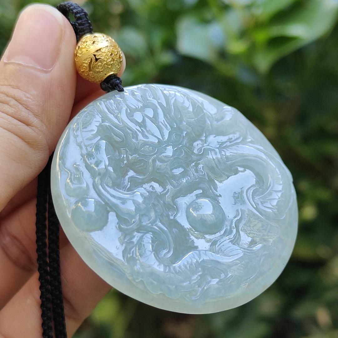 Round Shape Dragon Pendant Natural Type A Jadeite Jade added with one 18k Bead, certificate weighs 27.7 grams, measurement 50 * 50 * 6.1 mm (18kp90) Yi Pin Qian Jadeites Jade Jewelry ~Your Precious Quintessential ~ Singapore