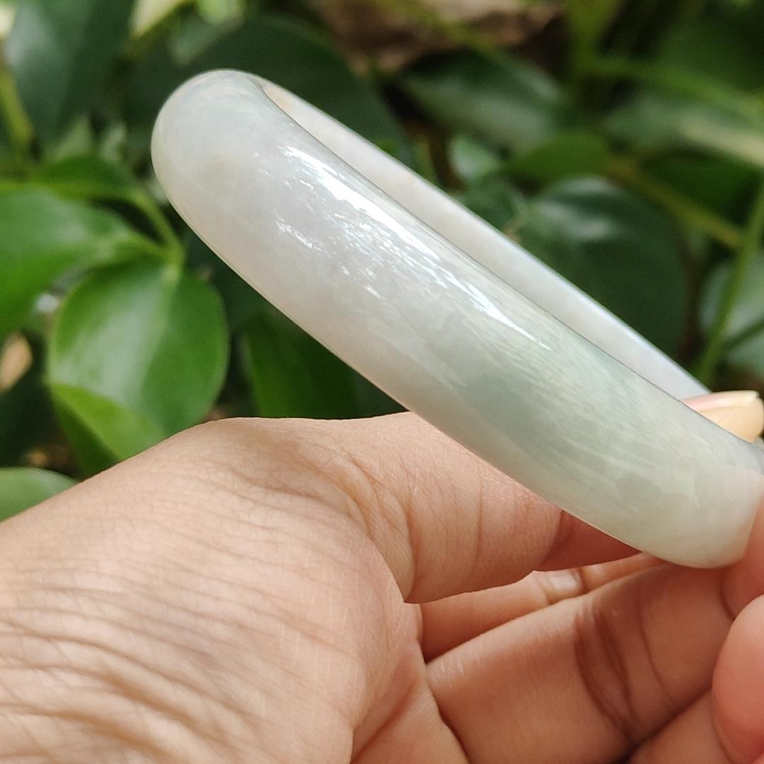 58.6 mm Light Green Light Lavender Hue Peace Bangle Bracelet Natural Type A Jadeite Jade certificate weighs 55.68 grams, Width: 13.8 mm Thickness: 7.7 mm (bangle27) Yi Pin Qian Jadeites Jade Jewelry ~Your Precious Quintessential ~ Singapore