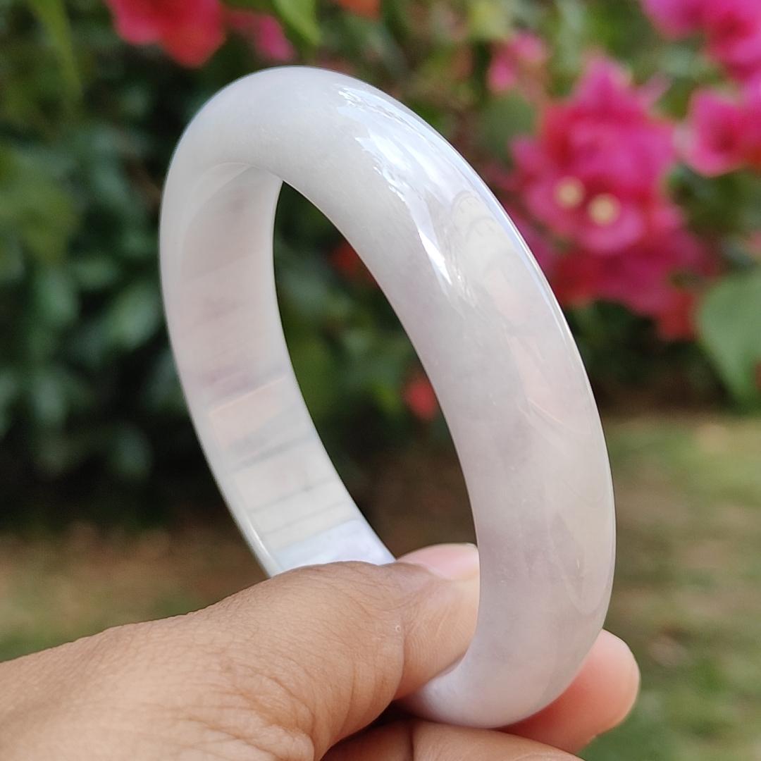 Light Lavender Natural Type A Jadeite Jade crafted with shape of Peace Bracelet Bangle, certificate weigh 60.17 grams, measurement 14.1 * 8 mm, Wrist size 57.5 mm (bangle5) Yi Pin Qian