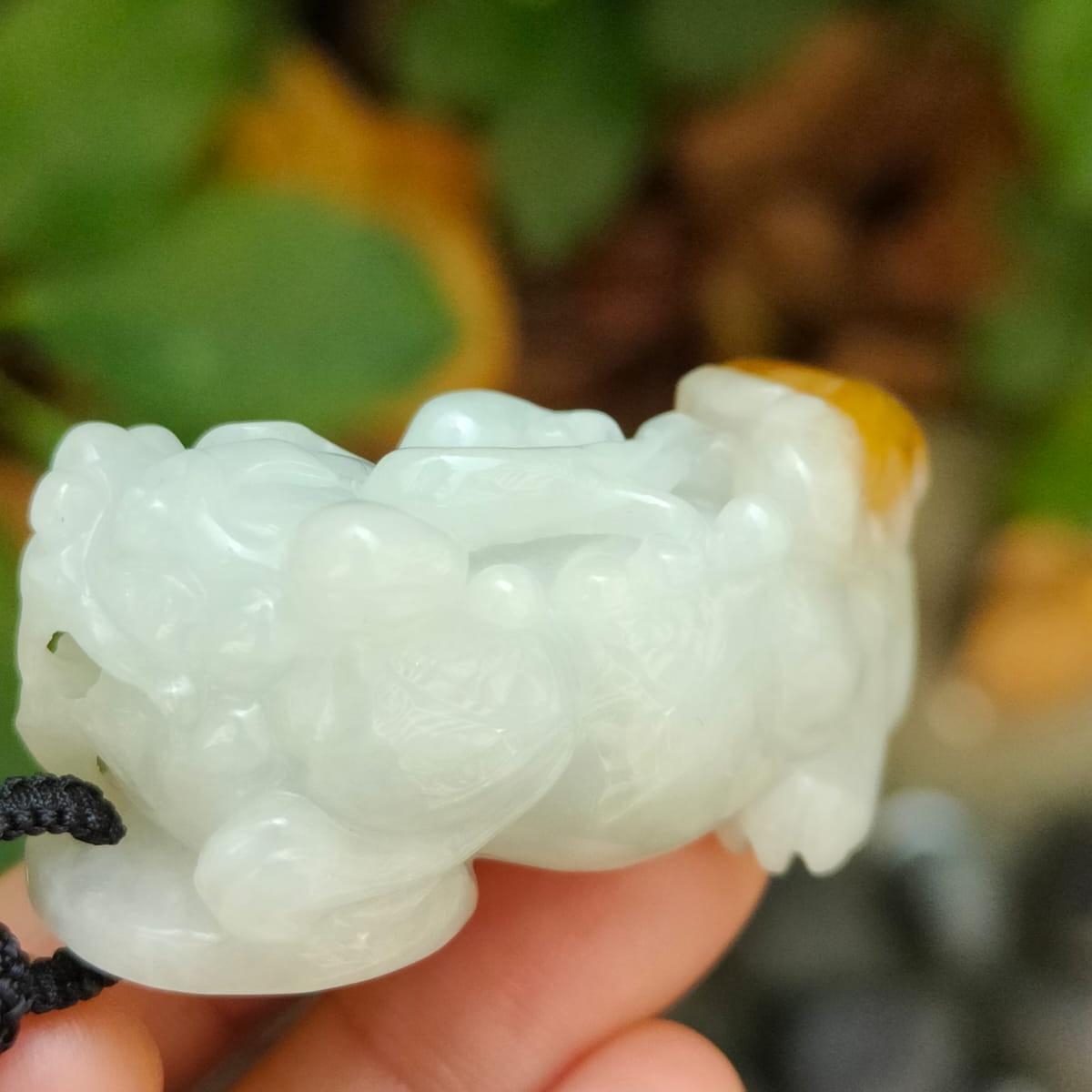 Pixiu Jadeite Carving – Wealth & Protection Symbol, Natural Type A (Certified 183318157 - SKU:pendant399) Yi Pin Qian Jadeites Jade Jewelry ~Your Precious Quintessential ~ Singapore