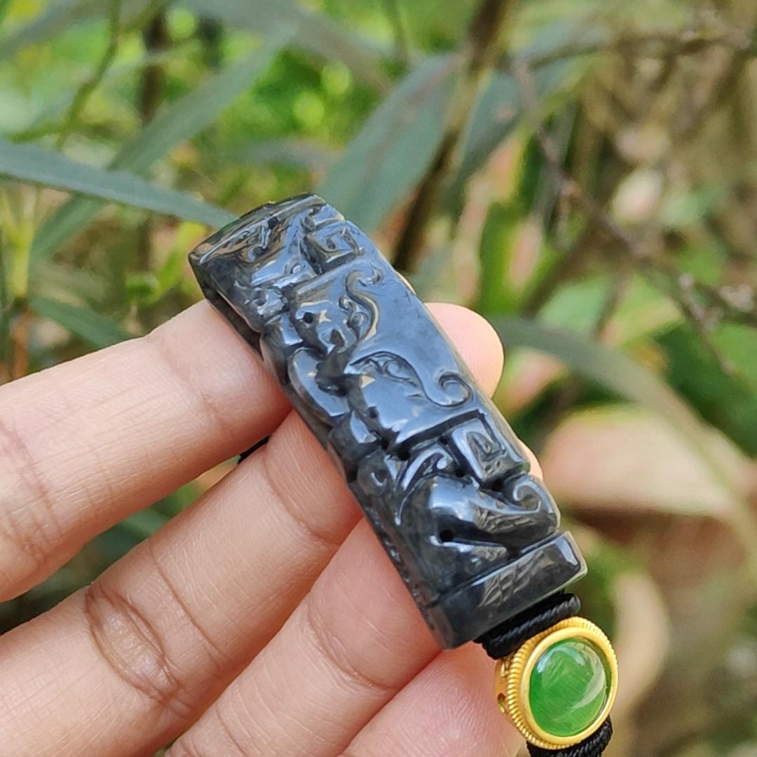 Wuji Black Natural Type A Jadeite Bracelet crafted with Tao Tie, symbols of Power and abundance and Money, with certificate weigh, mm 11.17 grams, 48.8 * 13.3 * 6.9 (bracelet7) Yi Pin Qian