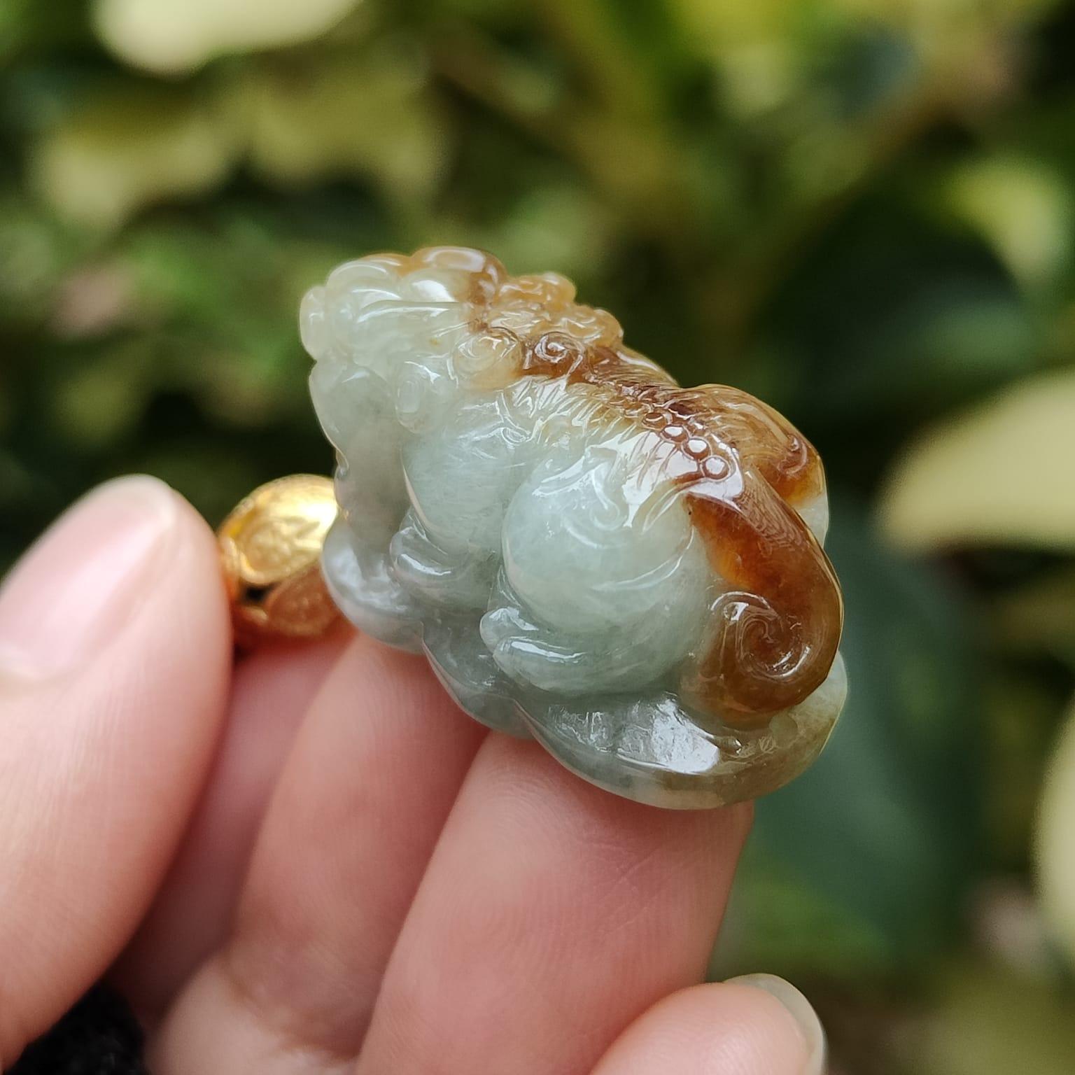 Crafted as Lion Pendant on Natural Type A Jadeite Jade with QIC approved labs certificate weighs 14.65 grams, measurement 28.1 * 14.8 * 15 mm (pendant348) Yi Pin Qian Jadeites Jade Jewelry ~Your Precious Quintessential ~ Singapore