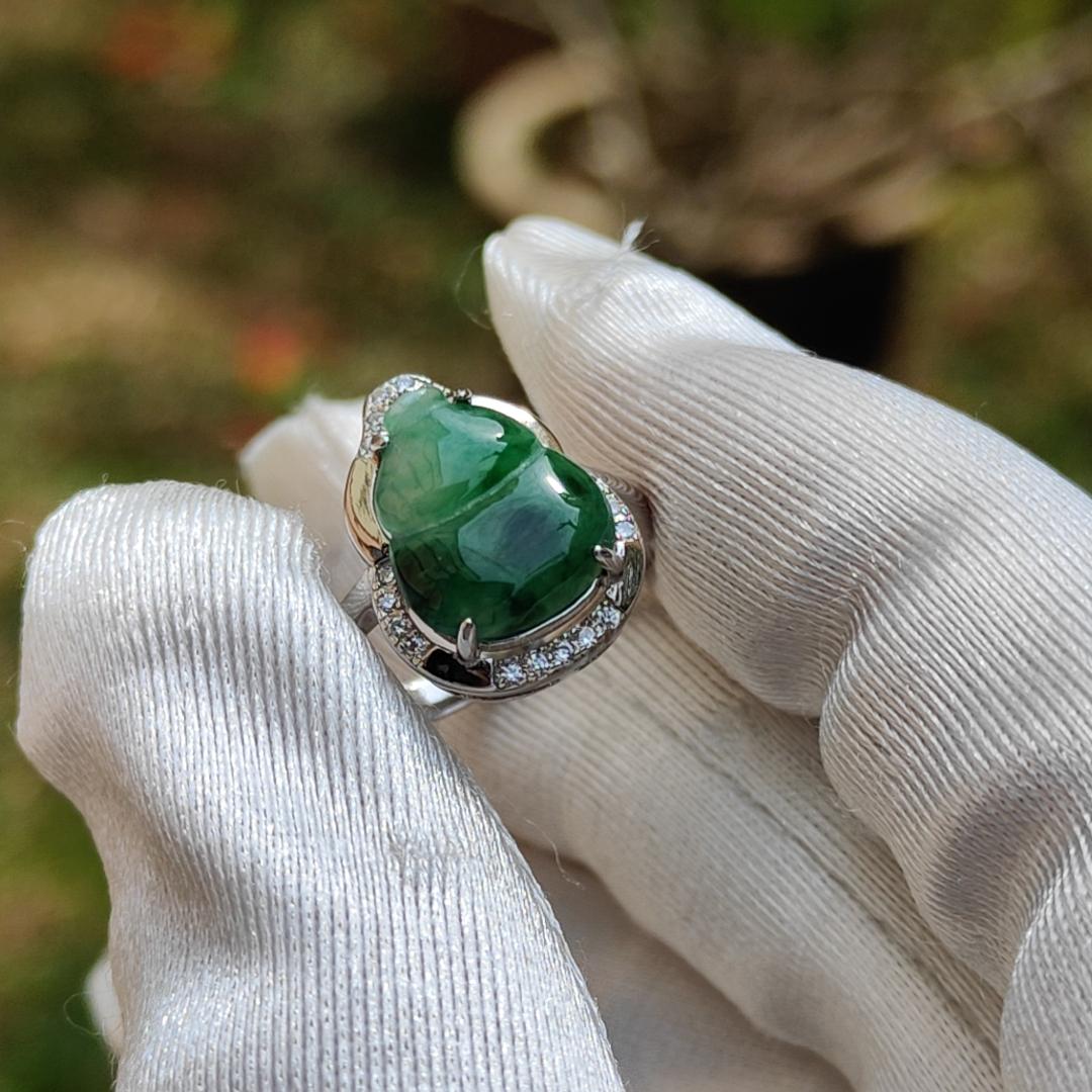 Special Sales - Quality Semi Icy Spicy Green Natural Type A Jadeite Jade crafted as Gourd set on S925 Silver with Zircon, Finger size adjustable, certificate weigh 2.59 grams, 12 * 9.9 * 2.5 mm (s925ring6) Yi Pin Qian