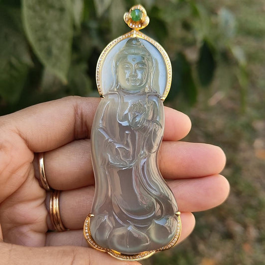 Super Rare Premium High Quality Light Green with Green Natural Type A Jadeite Jade crafted as Standing Guanyin set on 18k Gold with diamonds and one green cabochon, certificate weigh 27.19 grams, measurement 89.9 * 33.2 * 11.9 mm (18kp34) Yi Pin Qian