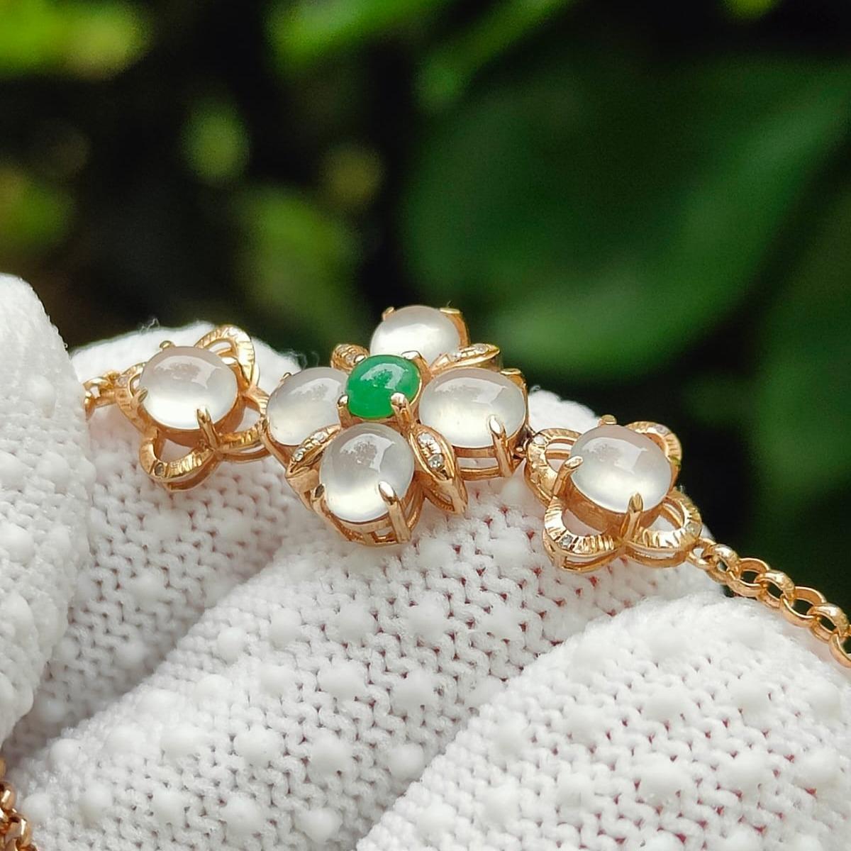 18K Gold & Jadeite Harmony Bracelet – 7 Cabochons with 12 Diamonds, 🌌Five Elements Balance, Certified GD2109H014618(18kp105) Yi Pin Qian Jadeites Jade Jewelry ~Your Precious Quintessential ~ Singapore