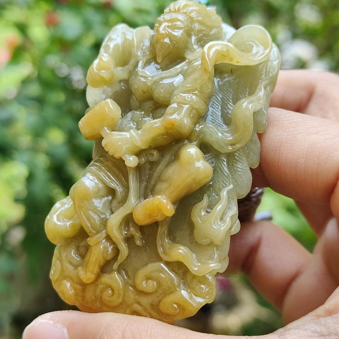 Super Rare Yellow with Light Green Hue Natural Type A Jadeite Jade crafted with shape of Lei Zhenzi as Pendant, certificate weighs 79.58 grams, measurement 69.8 * 42 * 19.5 (pendant257) Yi Pin Qian