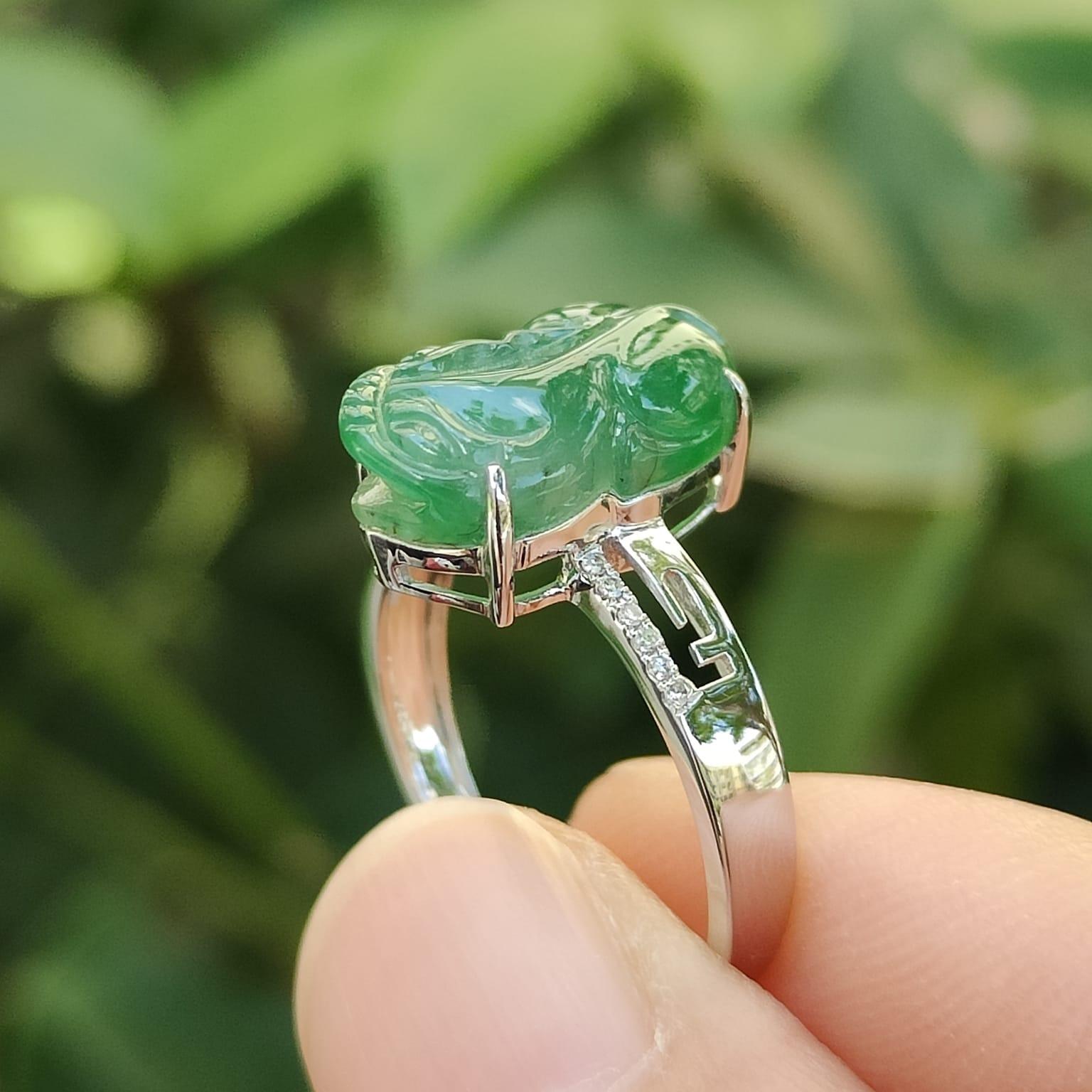 Green Pixiu measurement 13.2 * 7.9 * 4.5 mm Natural Type A Jadeite Jade set with 18k as Ring - Finger Size with diameter = 16.2mm (18kring42) Yi Pin Qian Jadeites Jade Jewelry ~Your Precious Quintessential ~ Singapore
