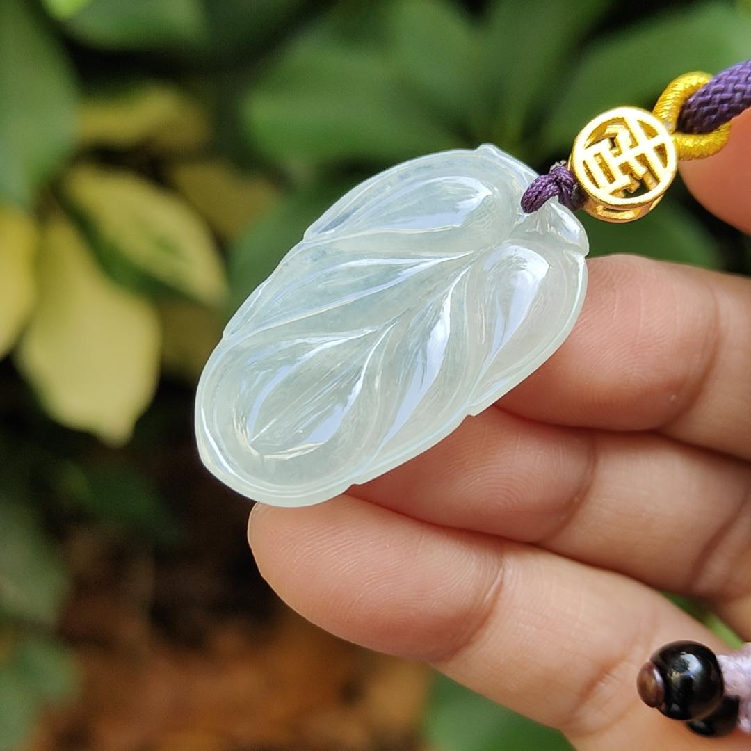 New Arrival in Singapore - Pendant Necklace Crafted as Leaf on Natural Type A Jadeite Jade, certificate weighs 6.89 grams, measurement 34.2 * 20.9 * 5.1 mm (pendant330) Yi Pin Qian Jadeites Jade Jewelry ~Your Precious Quintessential ~ Singapore