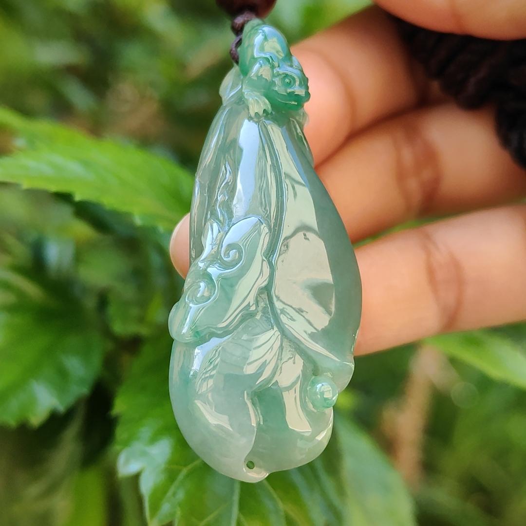 Very beautiful Full Green and Light Green Hue Natural Type A Jadeite Jade crafted with Three Legs Toad with coin and Ruyi with certificate weigh 16.97 grams, measurement 52.8 * 21.2 * 10.7 mm (pendant180) Yi Pin Qian