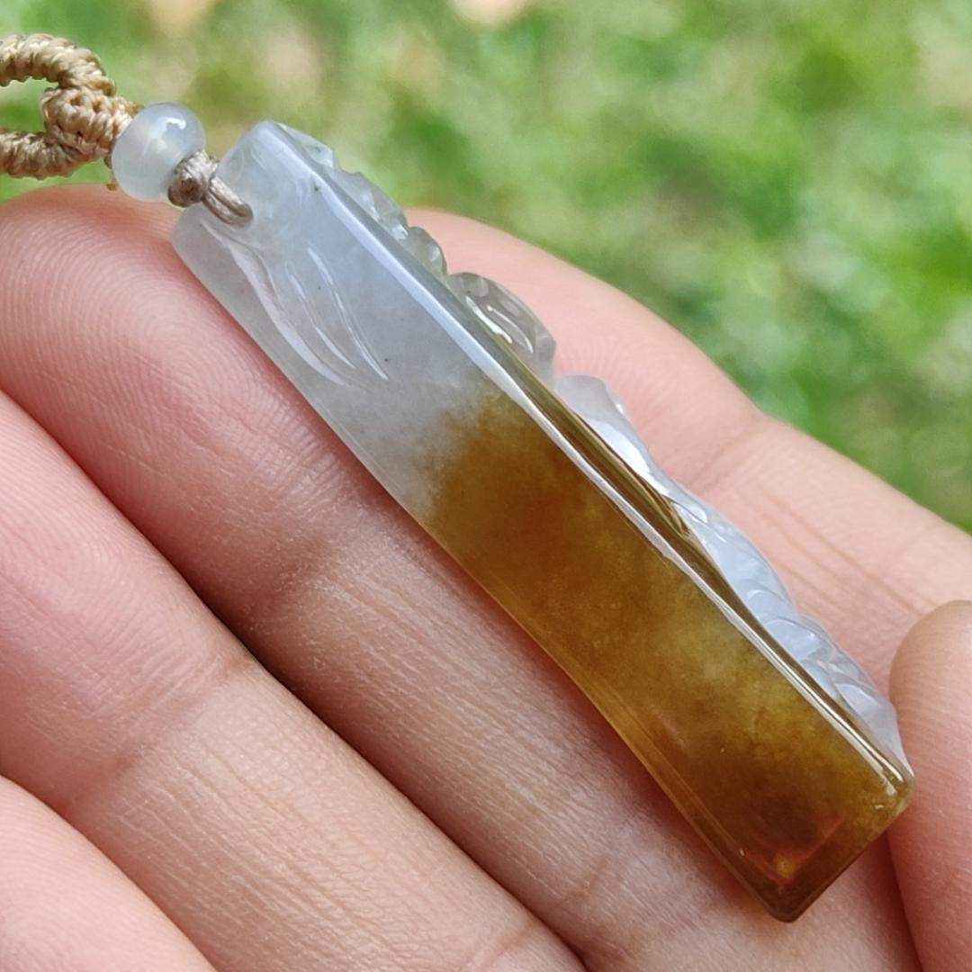 Strive for the top with this Beetle and Ant crafted using Burmese Natural Type A Jadeite Jade Jewellery as Pendant with QIC labs approved certificate weighs 9.49 grams, measurement 43.8 * 15.3 * 8.8 mm (pendant317) Yi Pin Qian Jadeites Jade Jewelry ~Your Precious Quintessential ~ Singapore