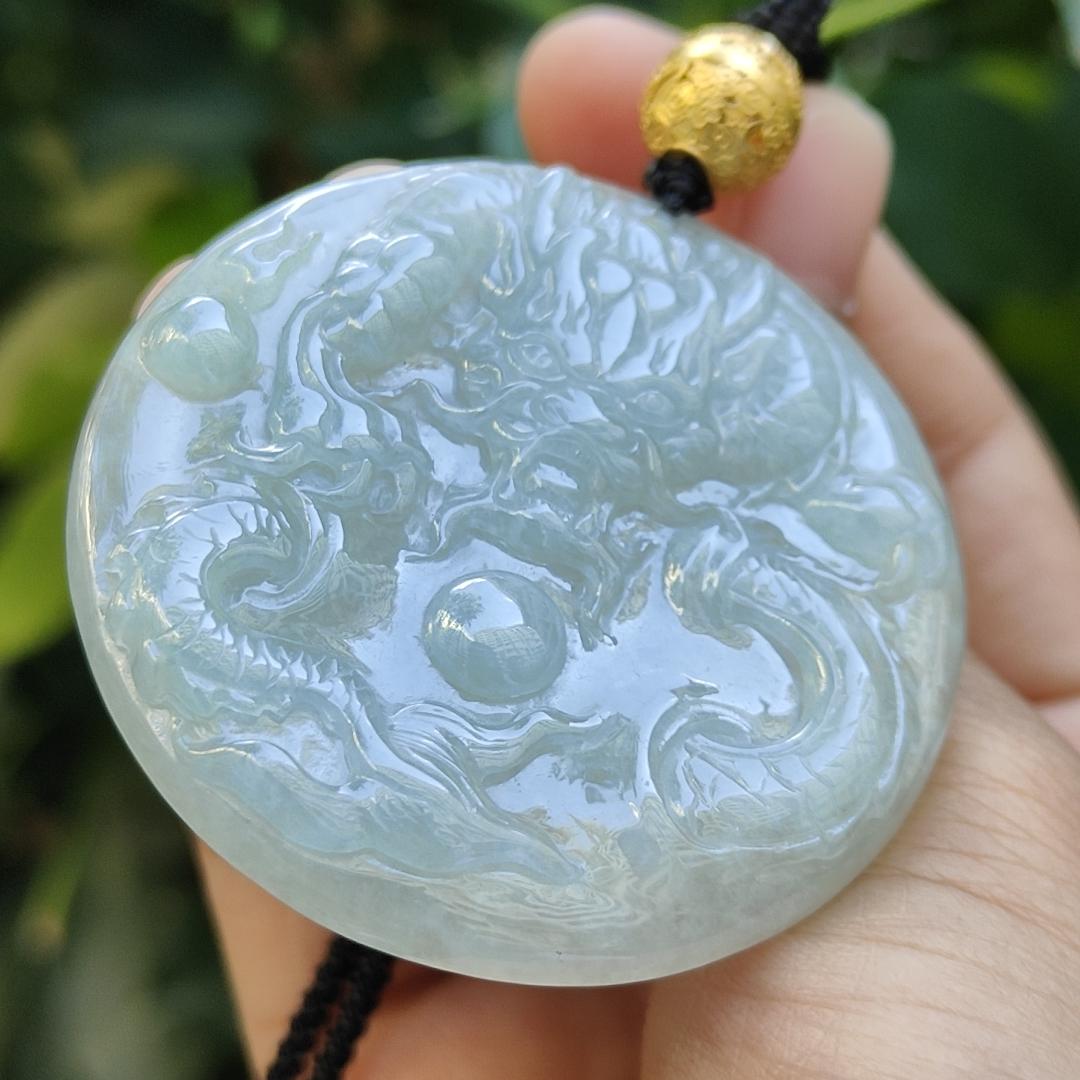 Round Shape Dragon Pendant Natural Type A Jadeite Jade added with one 18k Bead, certificate weighs 27.7 grams, measurement 50 * 50 * 6.1 mm (18kp90) Yi Pin Qian Jadeites Jade Jewelry ~Your Precious Quintessential ~ Singapore