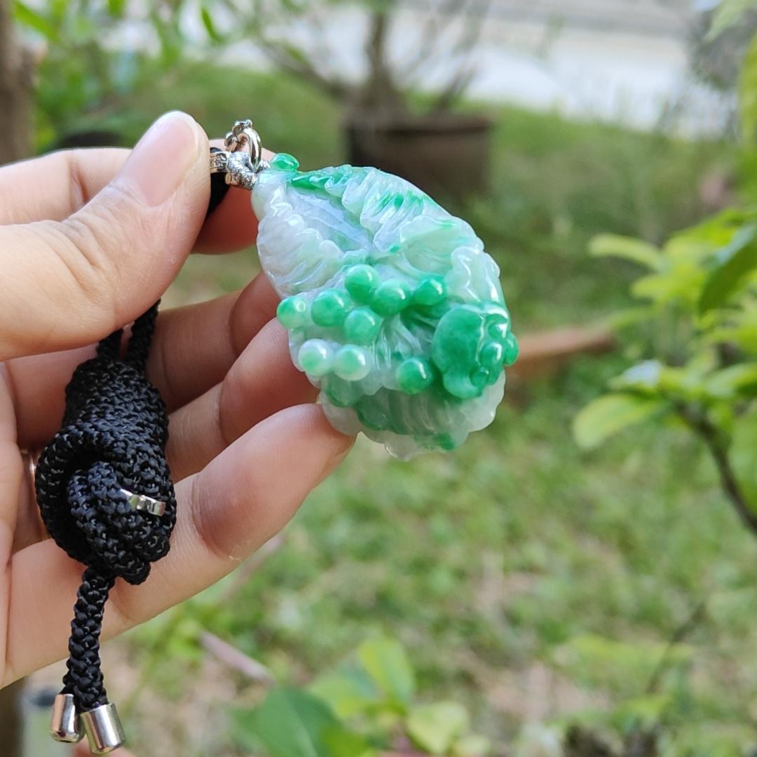 Natural Type A Jadeite carved as cabbage with ruyi - NGI Certification , Weight 83.45 g , Translucent with faint green and green patches , [45.47 * 25.39 * 9.31 mm] , Premium Myanmar Jadeite Pendant (pendant150) Yi Pin Qian