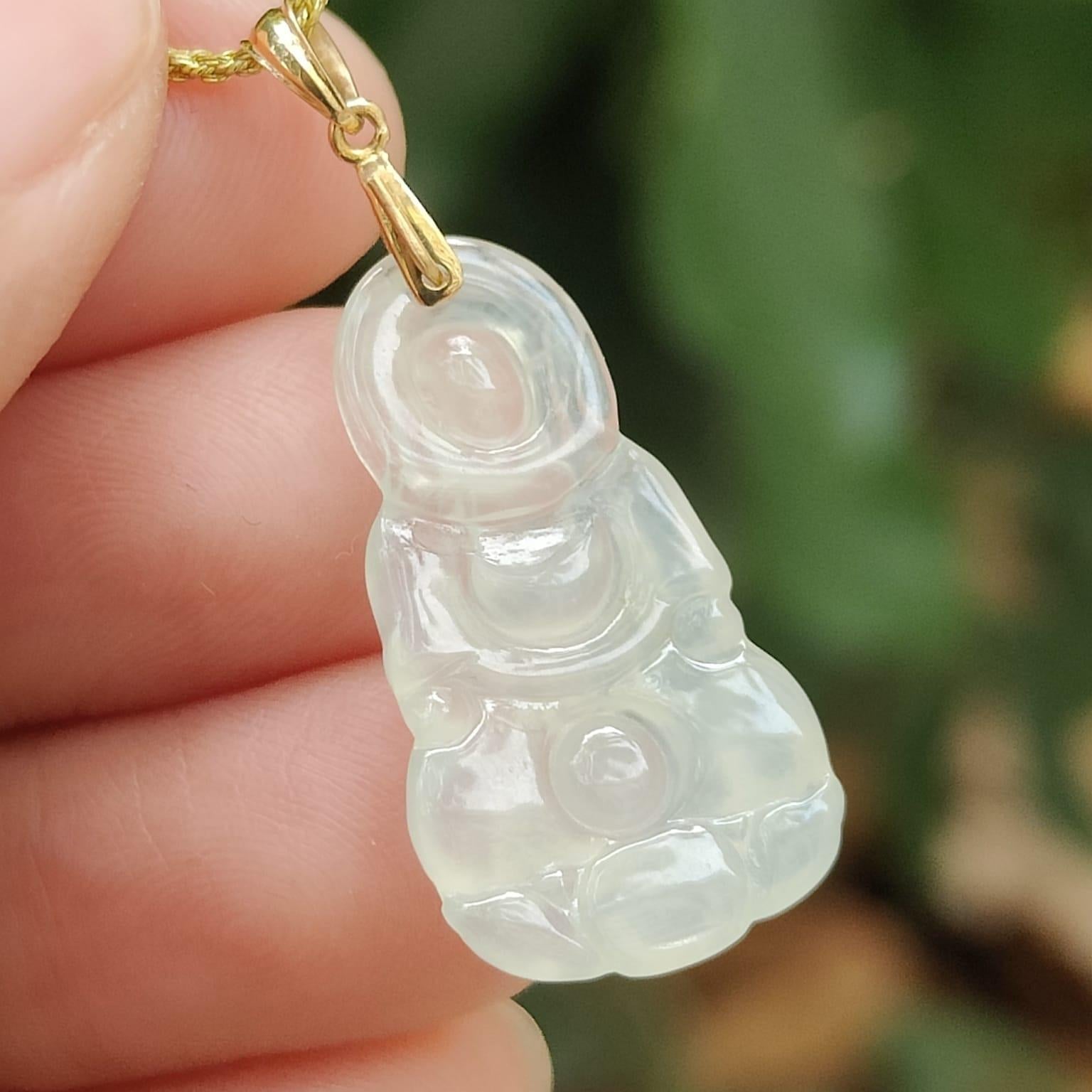 Icy Guanyin Jadeite Necklace – Type A Jadeite with 18K Clasp, Peace and Protection for Every Journey (18kp104) Yi Pin Qian Jadeites Jade Jewelry ~Your Precious Quintessential ~ Singapore