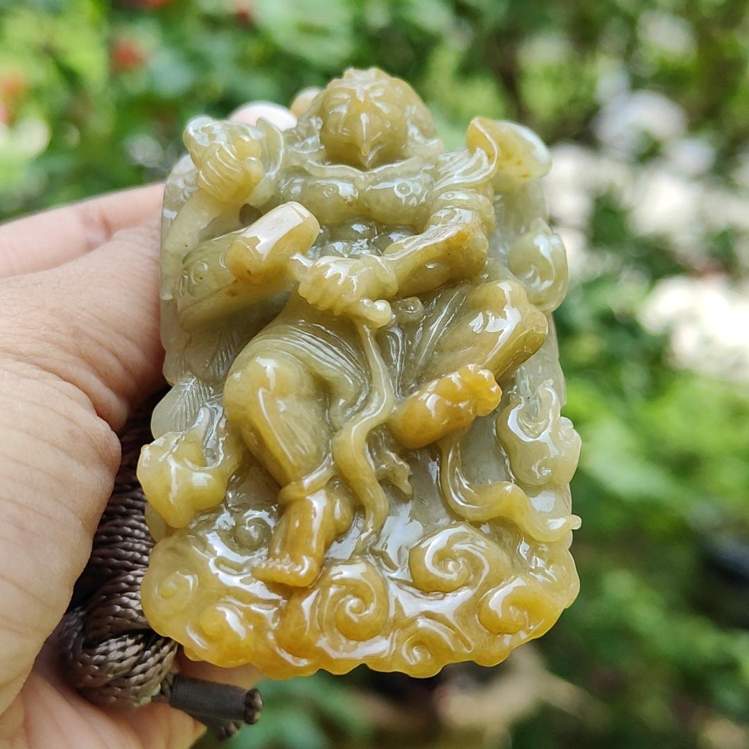 Super Rare Yellow with Light Green Hue Natural Type A Jadeite Jade crafted with shape of Lei Zhenzi as Pendant, certificate weighs 79.58 grams, measurement 69.8 * 42 * 19.5 (pendant257) Yi Pin Qian