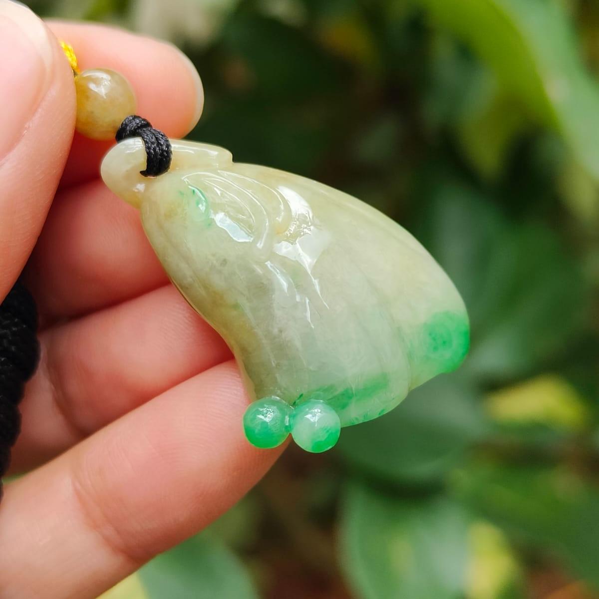 Latest Arrival SG Seller - Yellow and Green Natural Type A Jadeite Jade crafted as lotus seedpod pendant, QIC approved certificate weighs 14.61 grams, measurement 31.3 * 24.2 * 14.1 mm (pendant345) Yi Pin Qian Jadeites Jade Jewelry ~Your Precious Quintessential ~ Singapore