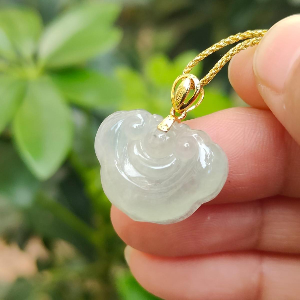 High Quality Ruyi Pendant Icy Translucent Natural Type A Jadeite added with 18k Clasp, certificate weighs 3.65 grams, measurement 16.3 * 21.4 * 5.2 mm (18kp94) Yi Pin Qian Jadeites Jade Jewelry ~Your Precious Quintessential ~ Singapore