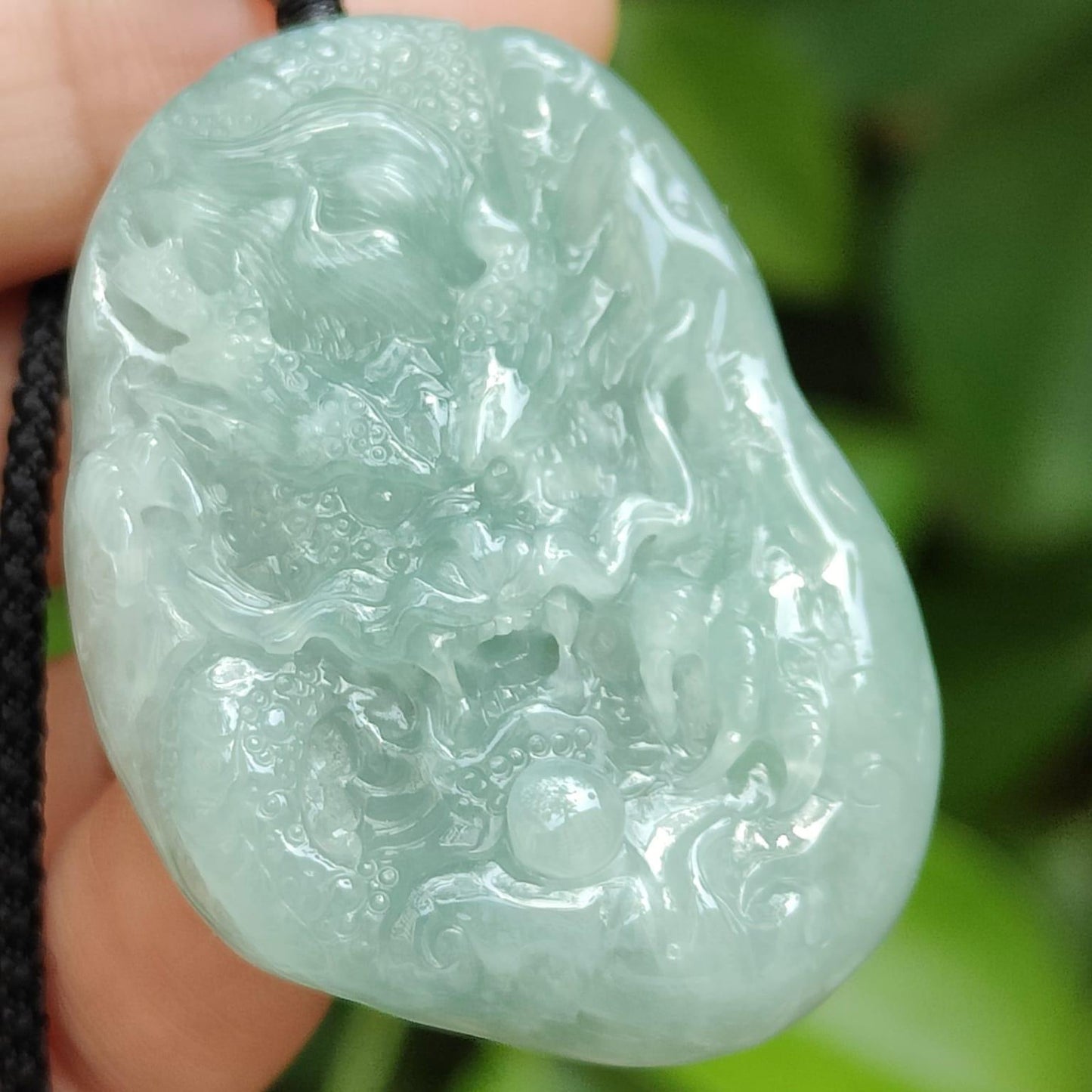 "MRT Dragon" Natural Jade Guardian Pendant (Sku: pendant418) Yi Pin Qian Jadeites Jade Jewelry ~Your Precious Quintessential ~ Singapore