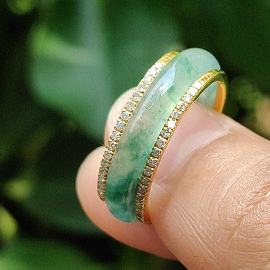 Icy Translucent Green Floating Patches Natural Type A Jadeite Jade crafted as Ring designed with removable 18k Gold, certificate weighs 4.65 grams, measurement 6.3 * 2.9 mm, finger size 17.1 mm (18kring29) Yi Pin Qian