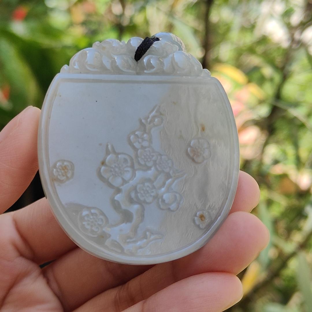 Crafted with Plum Blossoms and Deer Natural Type A Jadeite Pendant Necklace with certificate included weigh 34.14 grams, 54.3 * 47.5 * 5.6 mm,symbols of Good fortune, beauty and happiness (pendant105) Yi Pin Qian