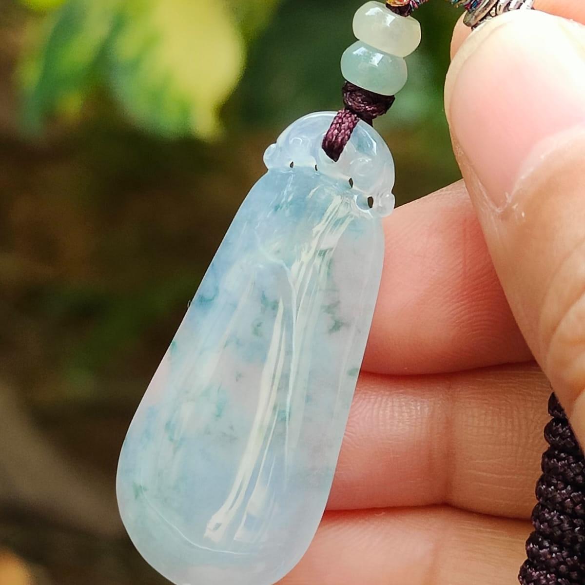 High Quality Light Lavender with Light Green Patches Natural Type A Jadeite Pendant crafted with nothing certificate weigh 5.15 grams, measurement 39.3 * 18.3 * 3.8 mm (pendant398) Yi Pin Qian Jadeites Jade Jewelry ~Your Precious Quintessential ~ Singapore
