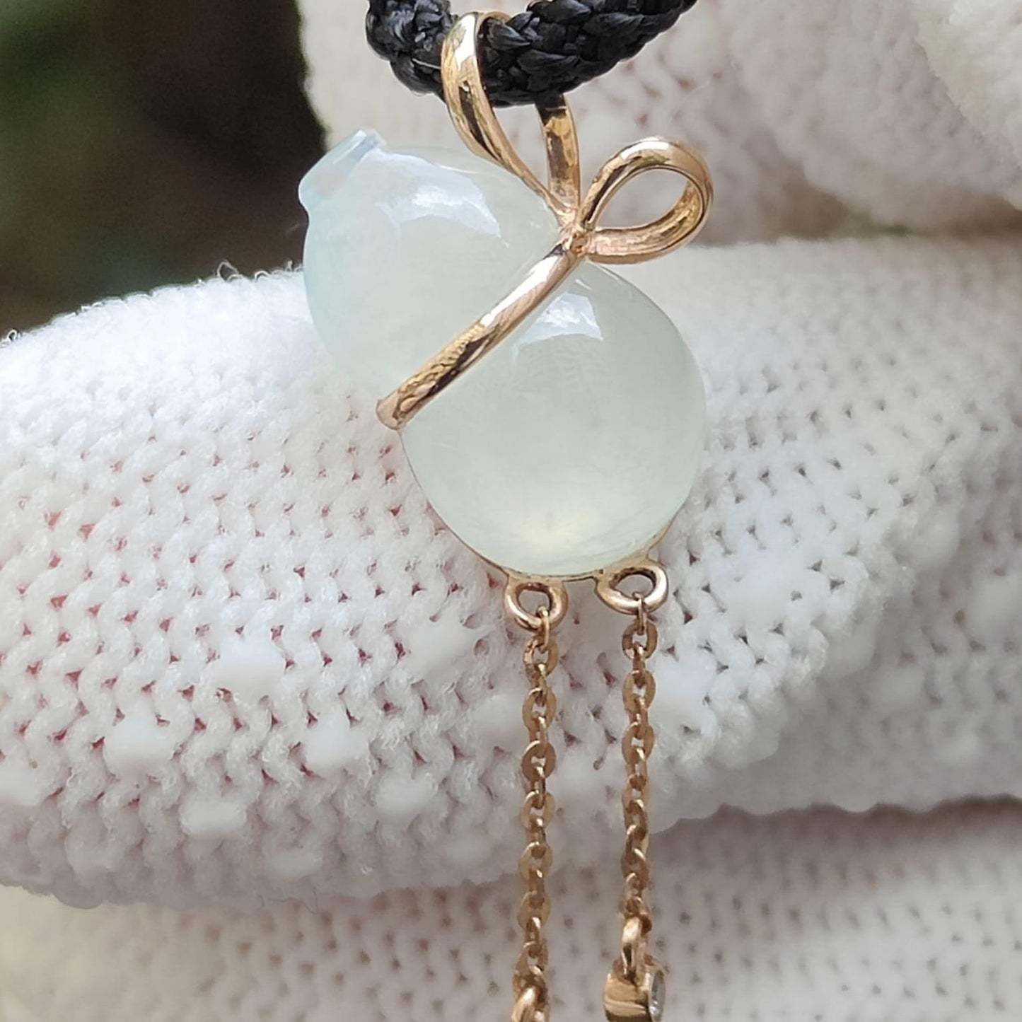 Natural Type A Jadeite & 18K Gold Pendant - Certified Ice Jade Gourd (Sku: 18kp119) Yi Pin Qian Jadeites Jade Jewelry ~Your Precious Quintessential ~ Singapore