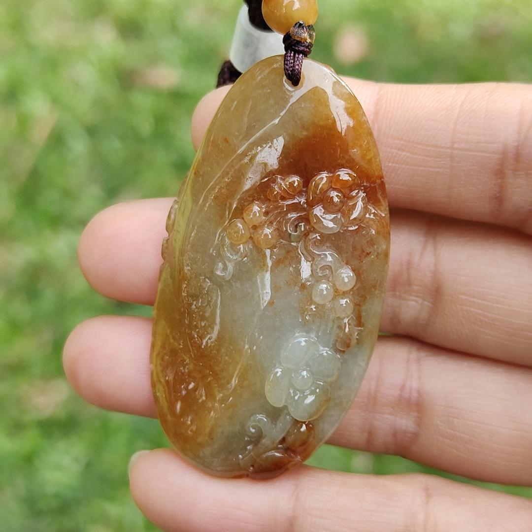 Rare Light Green with Red Natural Type A Jadeite Jade crafted as Phoenix to use as Pendant, certificate weighs 27.45 grams, measurement 52.3 * 28.5 * 12.5 mm (pendant279) Yi Pin Qian