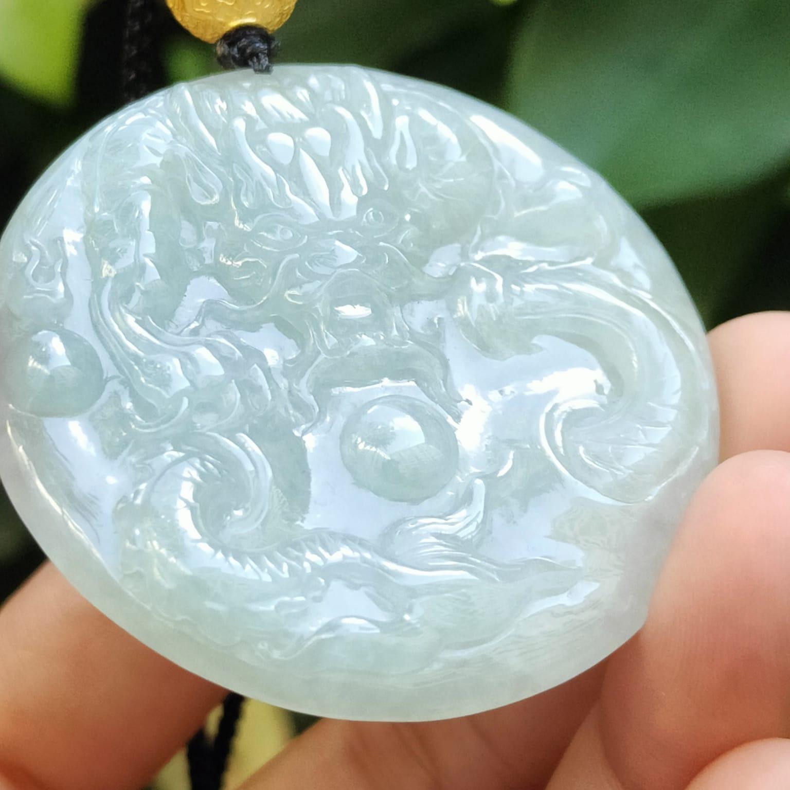 Round Shape Dragon Pendant Natural Type A Jadeite Jade added with one 18k Bead, certificate weighs 27.7 grams, measurement 50 * 50 * 6.1 mm (18kp90) Yi Pin Qian Jadeites Jade Jewelry ~Your Precious Quintessential ~ Singapore