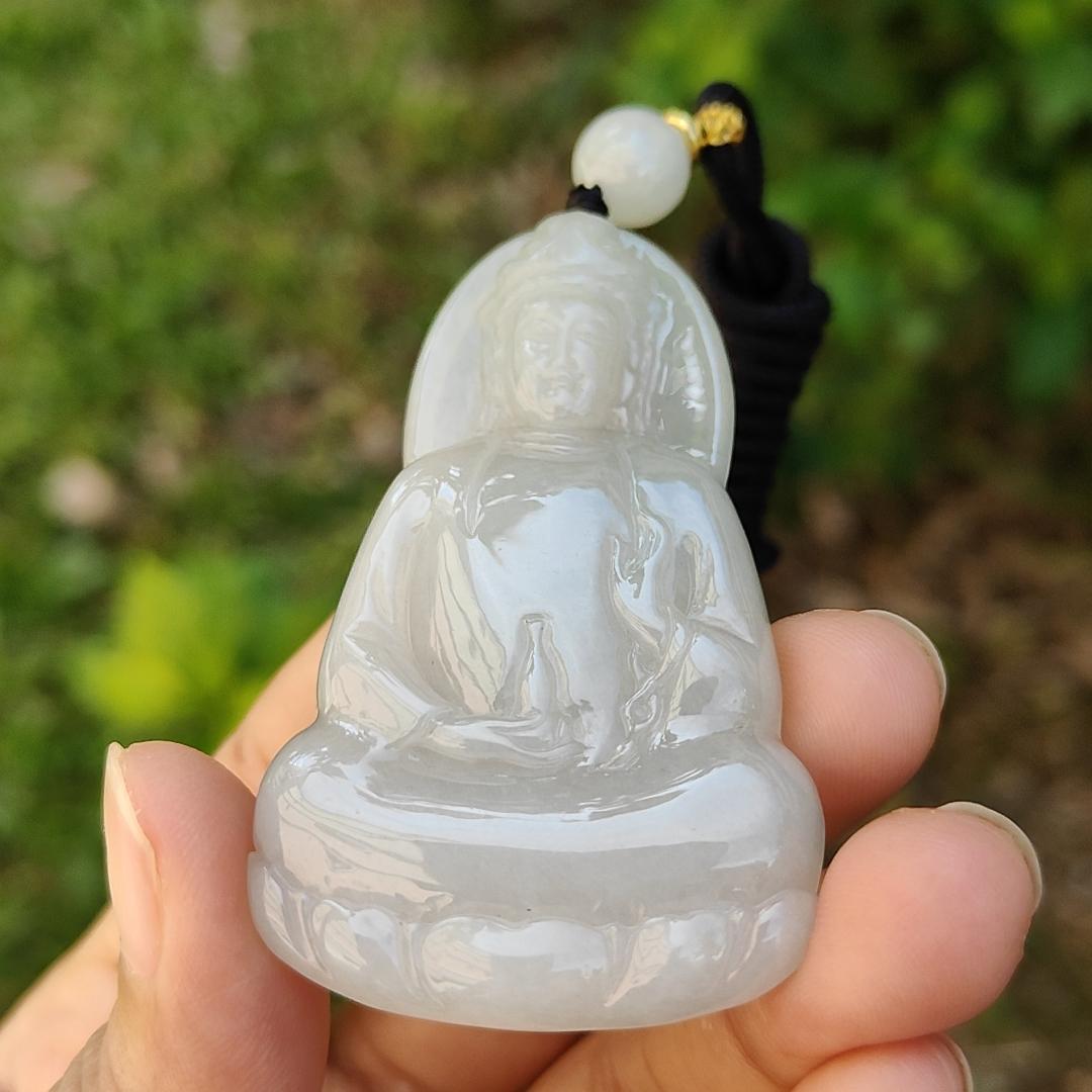 Semi Icy Natural Type A Jadeite Pendant carved as Guanyin with certificate weighs 23.87 grams, 60.3 * 37.1 * 6.2 mm, represents Compassion, wisdom and peace, suitable for daily wear (pendant83) Yi Pin Qian