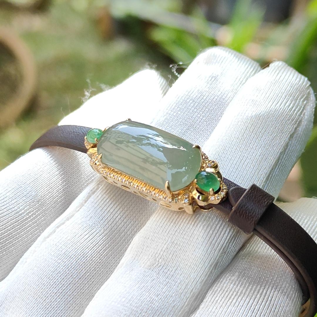 High Premium Quality Natural Type A Jadeite Jade with 3 cabochons set on 18k gold with diamonds as wrist bracelet or pendant, certificate weigh 4.39 grams (18kpw4) Yi Pin Qian