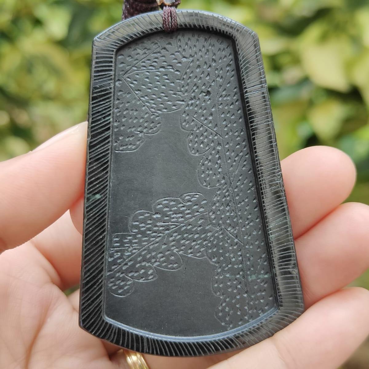 New Arrival Normal Black Dragon Natural Type A Jadeite Jade as pendant certificate weighs 28.6 grams, measurement 65 * 43 * 8 mm (pendant356) Yi Pin Qian Jadeites Jade Jewelry ~Your Precious Quintessential ~ Singapore