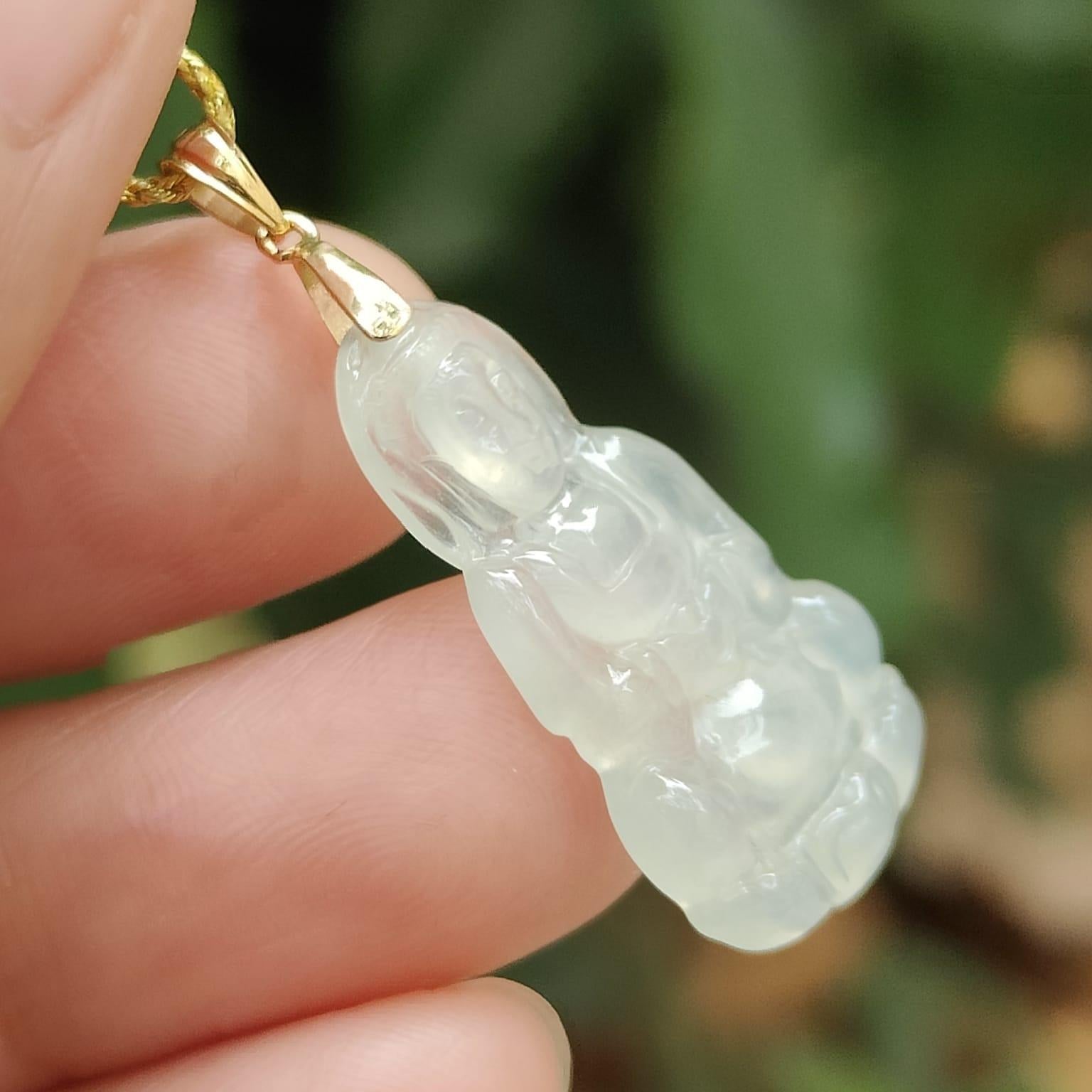 Icy Guanyin Jadeite Necklace – Type A Jadeite with 18K Clasp, Peace and Protection for Every Journey (18kp104) Yi Pin Qian Jadeites Jade Jewelry ~Your Precious Quintessential ~ Singapore
