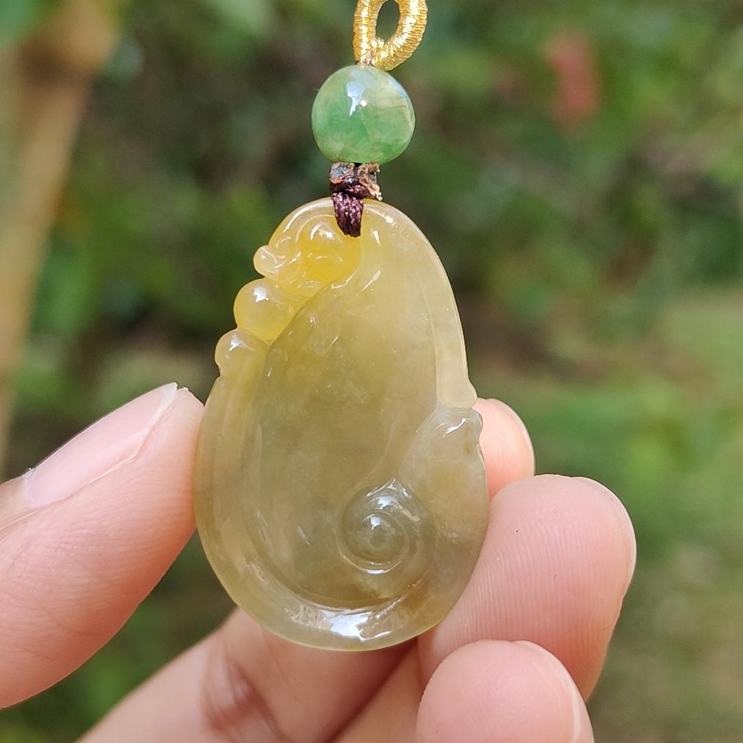 Rare Yellow Natural Type A Jadeite Jade crafted with Dragon Playing with Pearls as Pendant, certificate weigh 6.33 grams, measurement 32 * 21 * 6.5 mm (pendant217) Yi Pin Qian