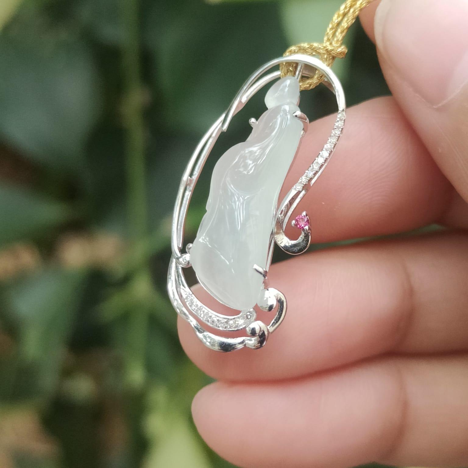 New Arrival High Quality Natural Type A Jadeite Jade crafted as Enlightenment 18k gold pendant certificate weighs 3.09 grams, measurement 31 * 14.9 * 6.5 mm (18kp78) Yi Pin Qian Jadeites Jade Jewelry ~Your Precious Quintessential ~ Singapore