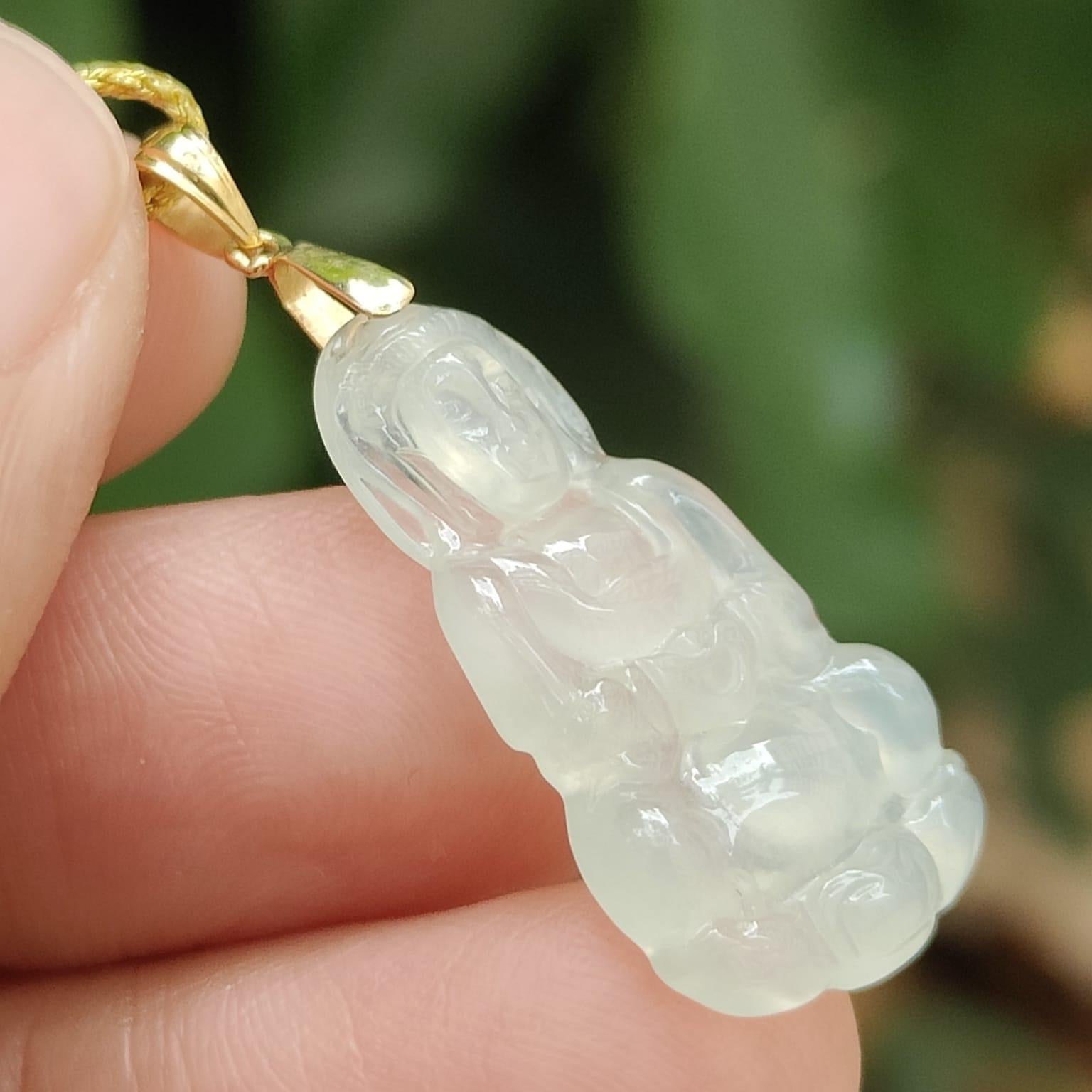Icy Guanyin Jadeite Necklace – Type A Jadeite with 18K Clasp, Peace and Protection for Every Journey (18kp104) Yi Pin Qian Jadeites Jade Jewelry ~Your Precious Quintessential ~ Singapore