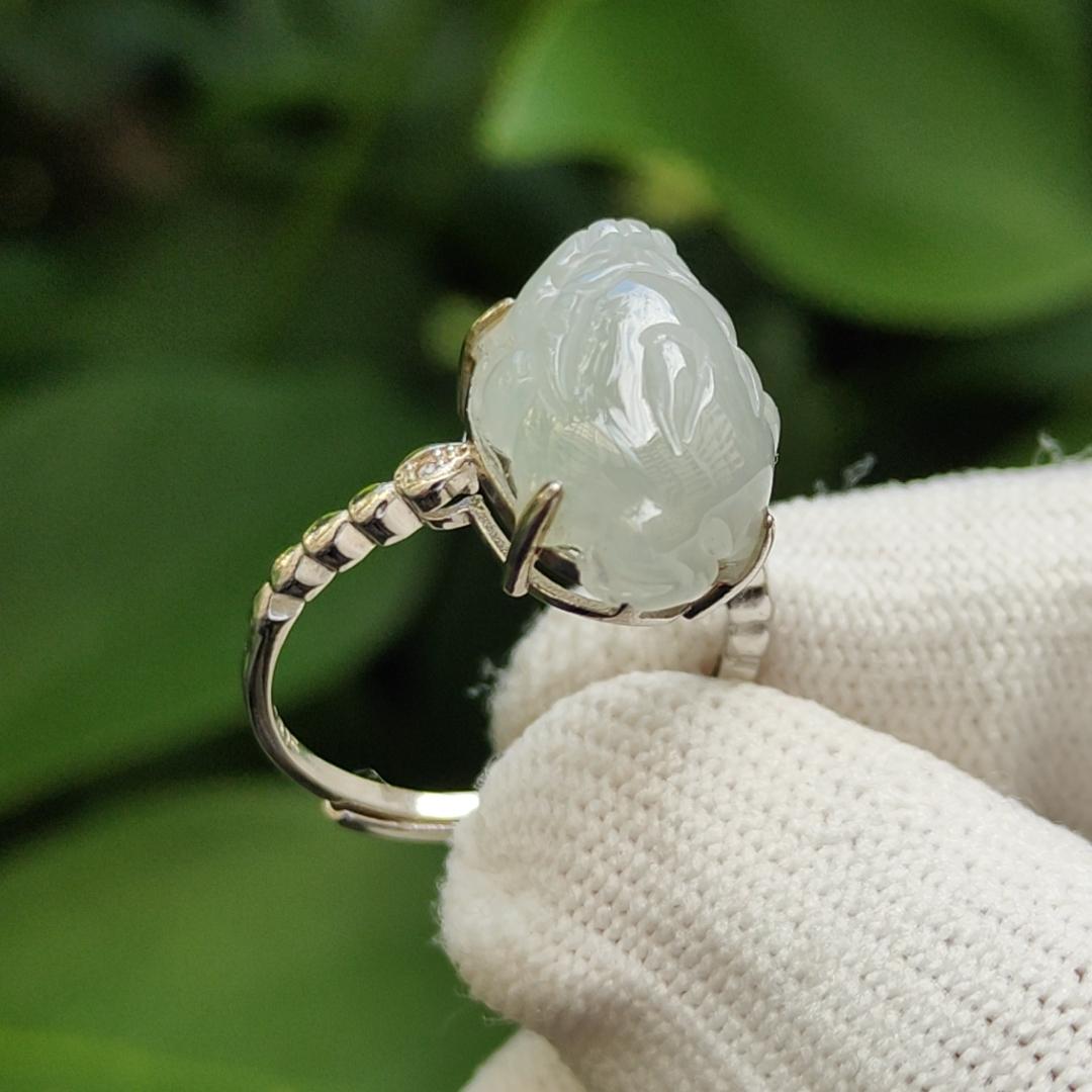 New Arrival Crafted as Pixiu on Natural Type A Jadeite Jade as S925 Ring certificate weighs 3.55 grams, measurement 15.9 * 11.6 * 6.7 mm (s925ring25) Yi Pin Qian Jadeites Jade Jewelry ~Your Precious Quintessential ~ Singapore