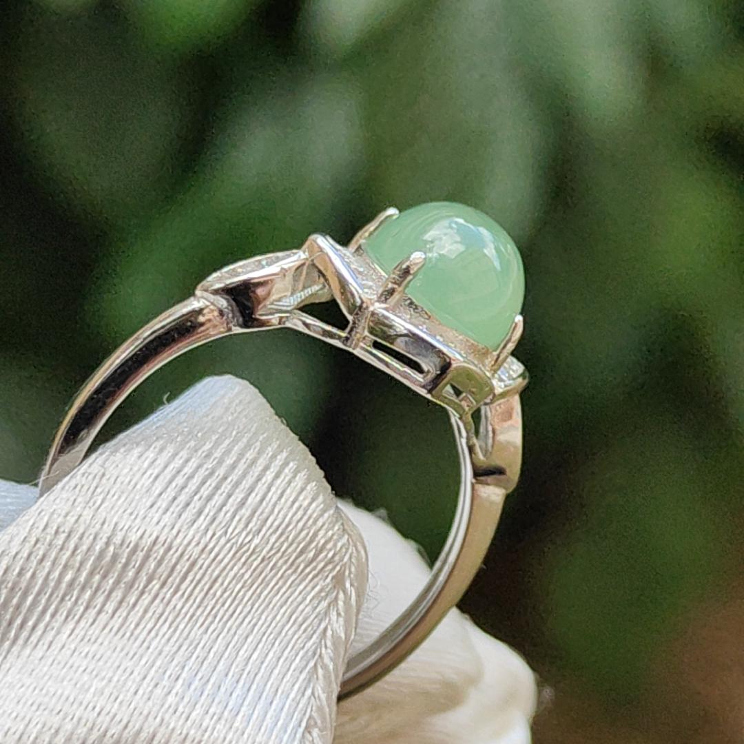 Green Natural Type A Jadeite Jade cabochon 7.8 * 7.2 * 4.5 mm set with S925 Silver as adjustable ring, certificate weigh 2.23 grams, (s925ring12) Yi Pin Qian