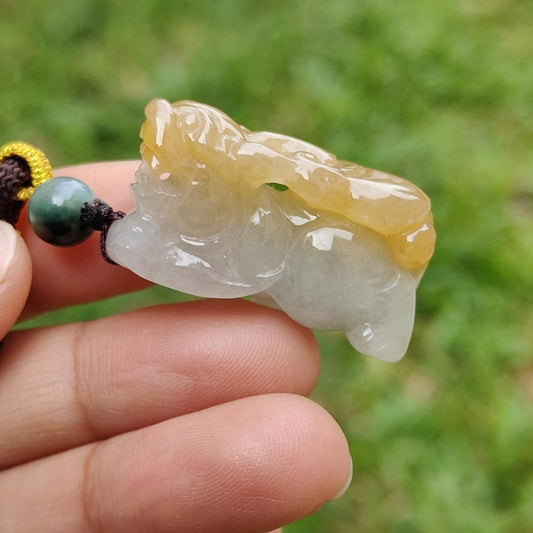 Glutinous Yellow and White Natural Type A Jadeite Pendant Necklace Crafted as Pixiu with certificate weigh 13.83 grams, 32 * 17.5 * 10.8 mm (pendant102) Yi Pin Qian