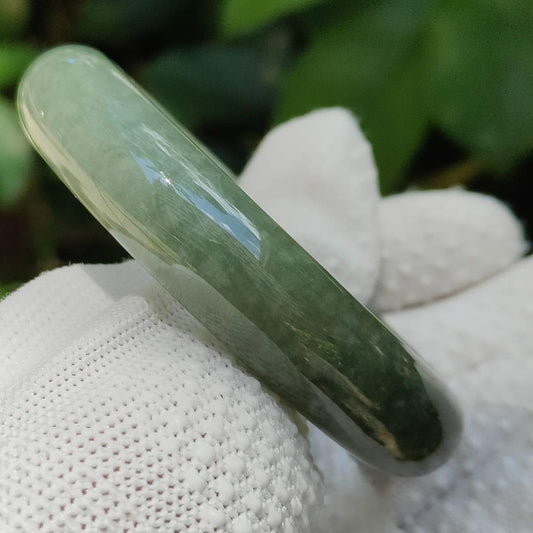 Natural Type A Jadeite Jade Peace Bangle – Five-Element Harmony | Feng Shui Certified (Sku: bangle36)