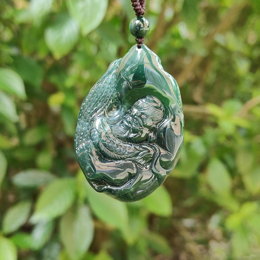 Carved as the fisherman benefits rare green Natural Type A Jadeite with certificate QIC approved labs pendant weight 53.87 grams, 54.6 * 38.2 * 12.7 mm Yi Pin Qian